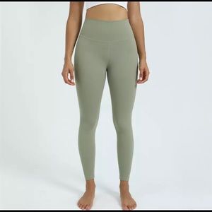 Alo Yoga Pants